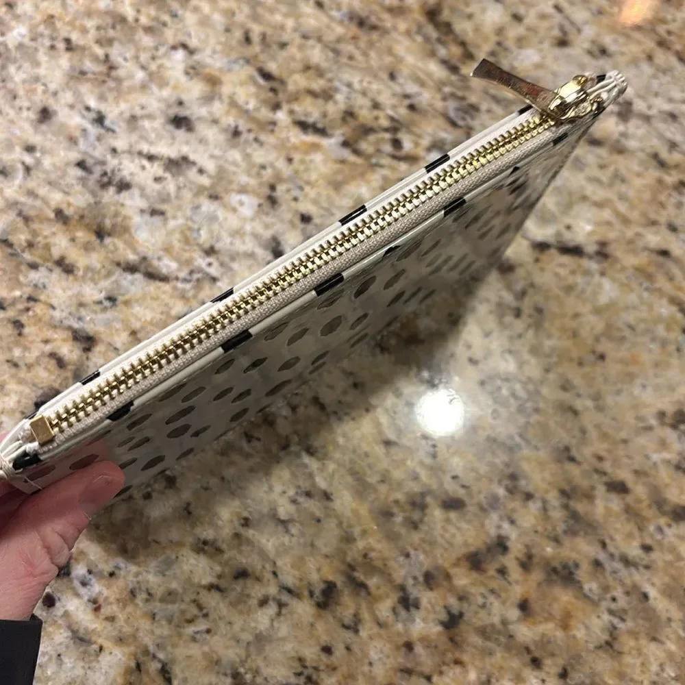 🎉 Host pick 🎉 Kate Spade ♠️ Wristlet Clutch small bag